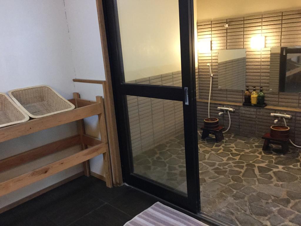 Отель Utsumionsen Ichizu Aichi Экстерьер фото